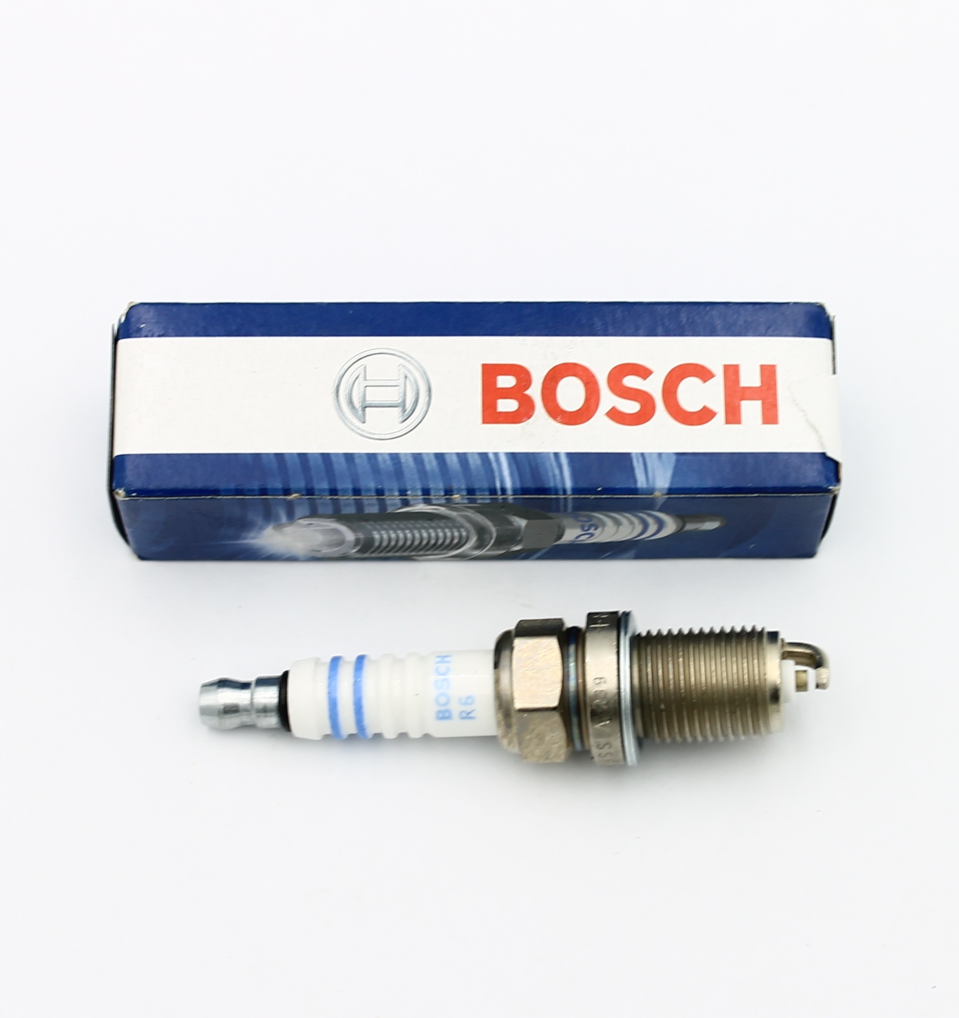 0242235666 BOSCH СВЕЧА -- GTZ/VRN/XD/TCS 2.0 GZL/ATOS/NF 2.4/RIO 3/CEED 2.0