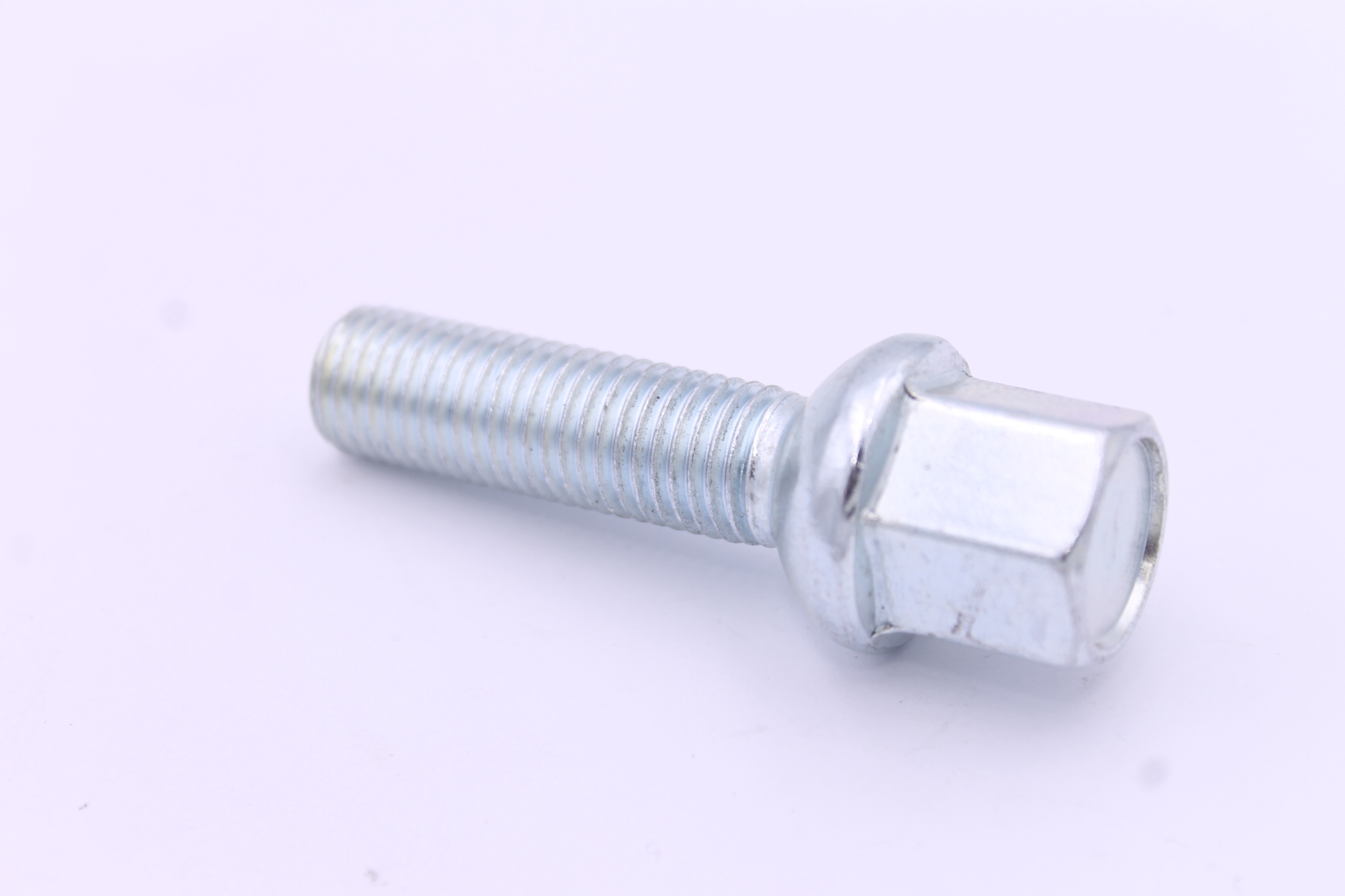 болт колесный p72156(19)n. болт колеса m14 х 1,5 matrix. Ml 350 болт колесный. 174110ba. шестигранник).