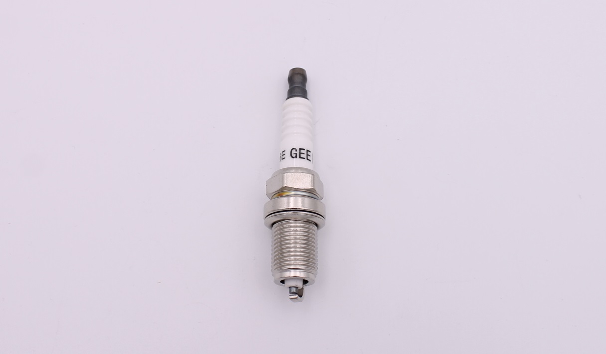 1016050983 GEELY СВЕЧА ЗАЖИГАНИЯ EMGRAND EC7 1.5