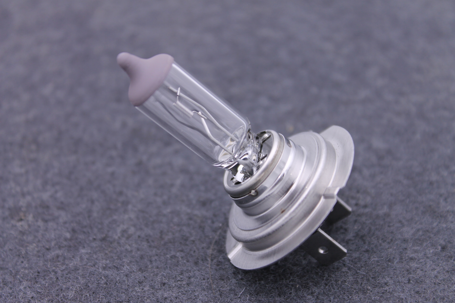 1987302071 BOSCH ЛАМПА ФАРЫ -- ( H7) ELANTRA NEW/SONATA NF/ TERRACAN БЛИЖ.СВЕТ