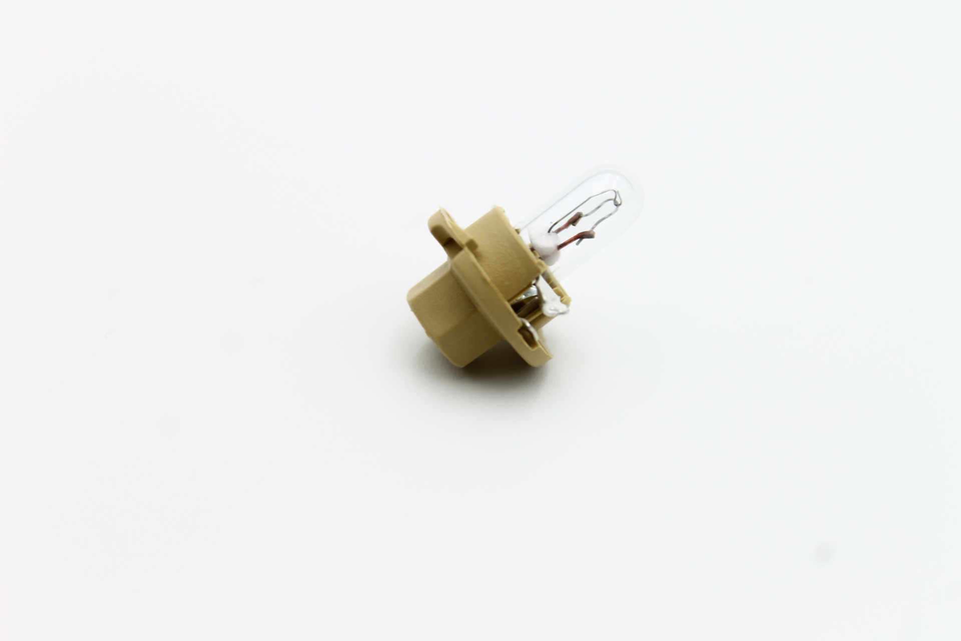 2452MFX6 OSRAM ЛАМПА 1.5W 12V КОМБИНАЦИИ ПРИБОРОВ ~ (С ПАТРОНОМ)