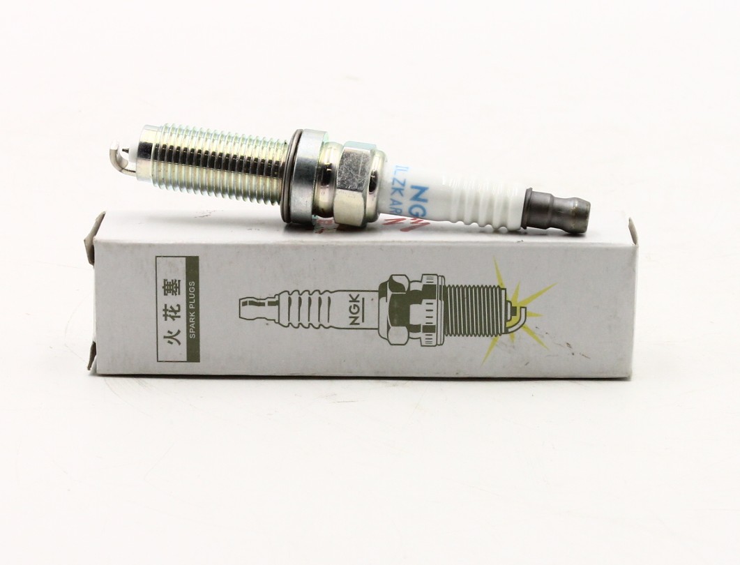 370701027LABP HONGQI СВЕЧА ЗАЖИГАНИЯ HONGQI H5 / HS5 / H9 / FAW T77 / T99 / B70(2.0)