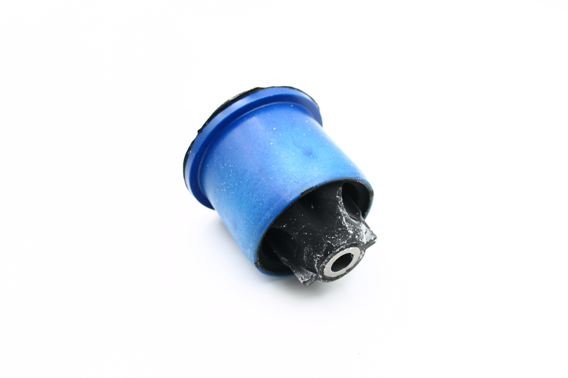 5504000Q0B NISSAN САЙЛЕНТБЛОК ЗАДНЕЙ БАЛКИ