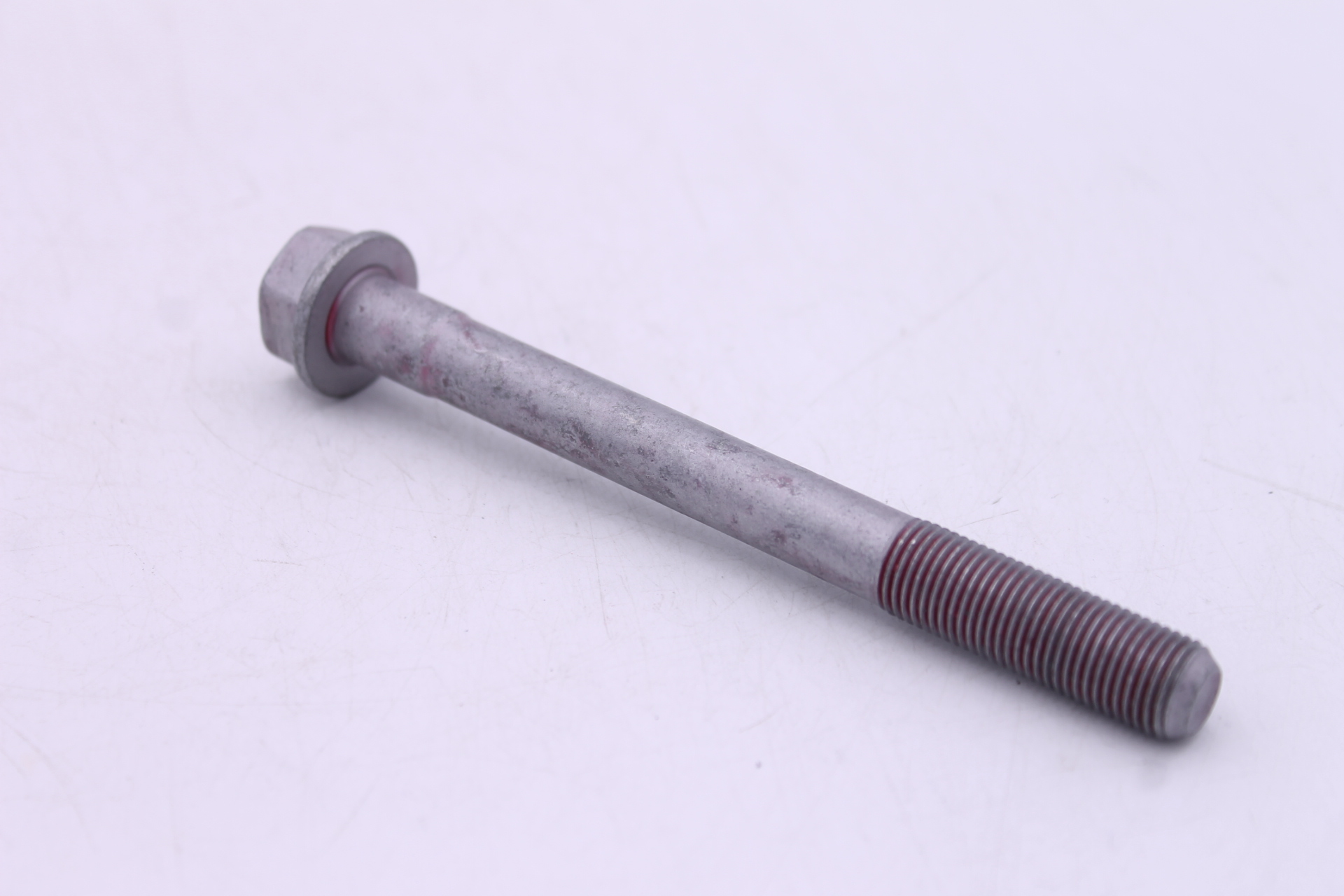 болт подвески