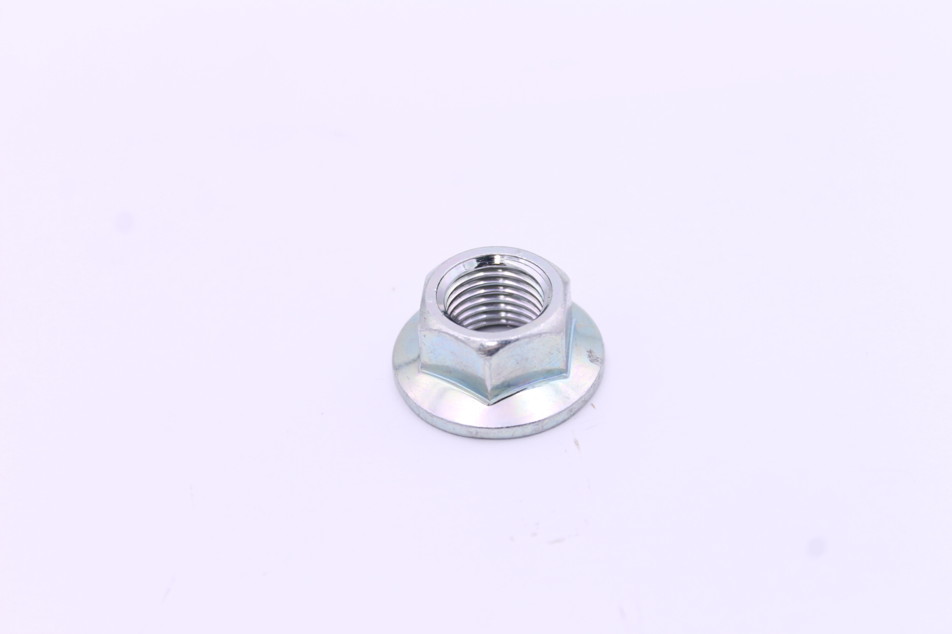 552692Y00A NISSAN ГАЙКА РЫЧАГА M14X1.5 С ЮБКОЙ