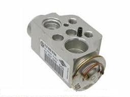 7L0820679D VAG КЛАПАН РАСШИРИТЕЛЬНЫЙ