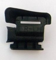 865151G000 ХЕНДАЙ/КИА КРОНШТЕЙН ПЕР. БАМПЕРА ЛЕВ. - -RIO 3