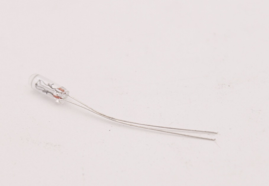 904675 NORD YADA ЛАМПА T3 12V (0.84W) С УСАМИ