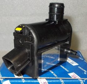 985101C100 DNPS МОТОР ОМЫВАТЕЛЯ ЛОБОВОГО СТЕКЛА И ЗАДНЕГО - -GETZ/RIO/STF/RIO 3 5ДВЕРЕЙ/ELANTRA 5 ДВЕРЕЙ 00-