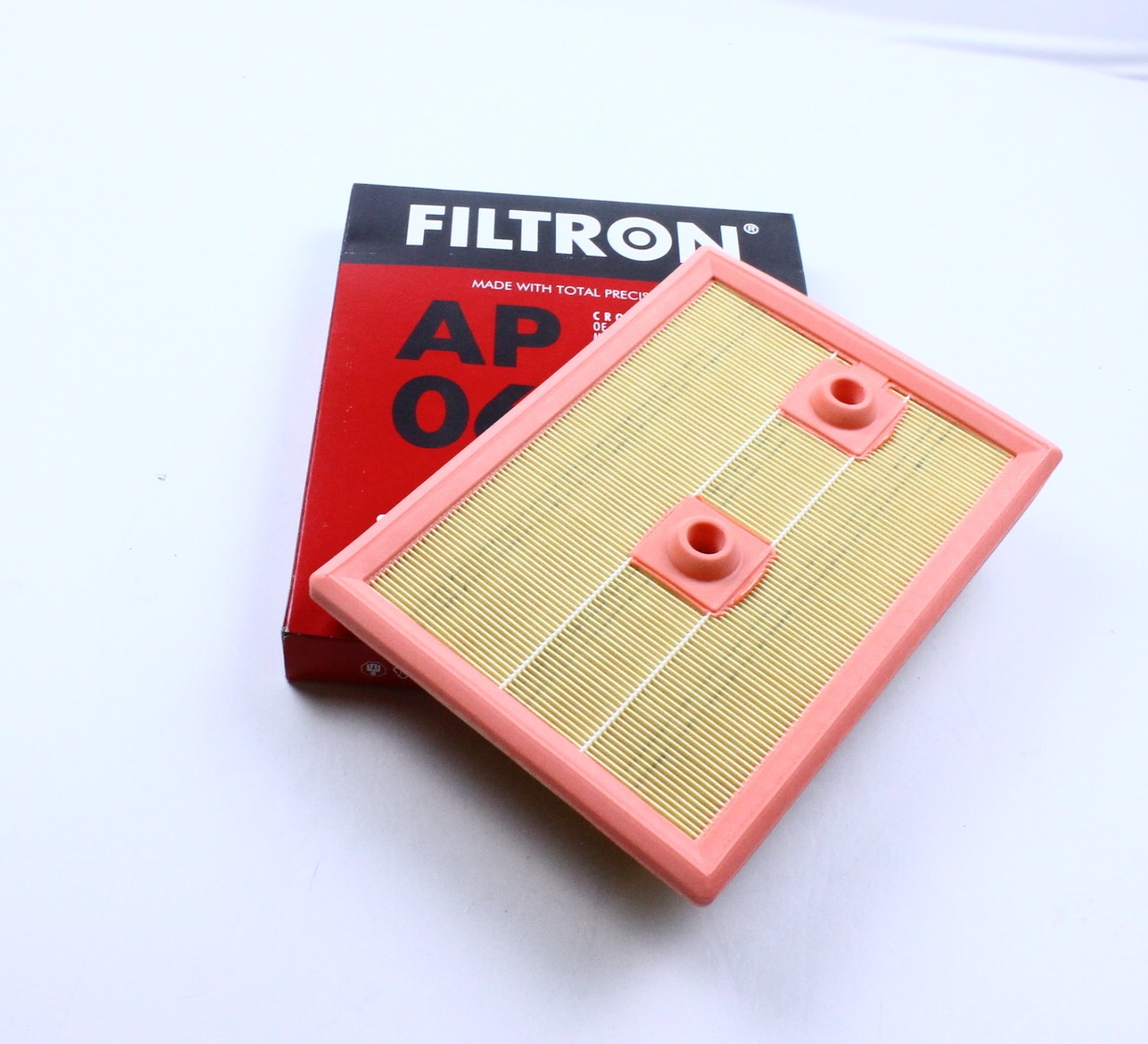 AP0621 FILTRON ФИЛЬТР ВОЗДУШНЫЙ SKODA AUDI VOLKSWAGEN