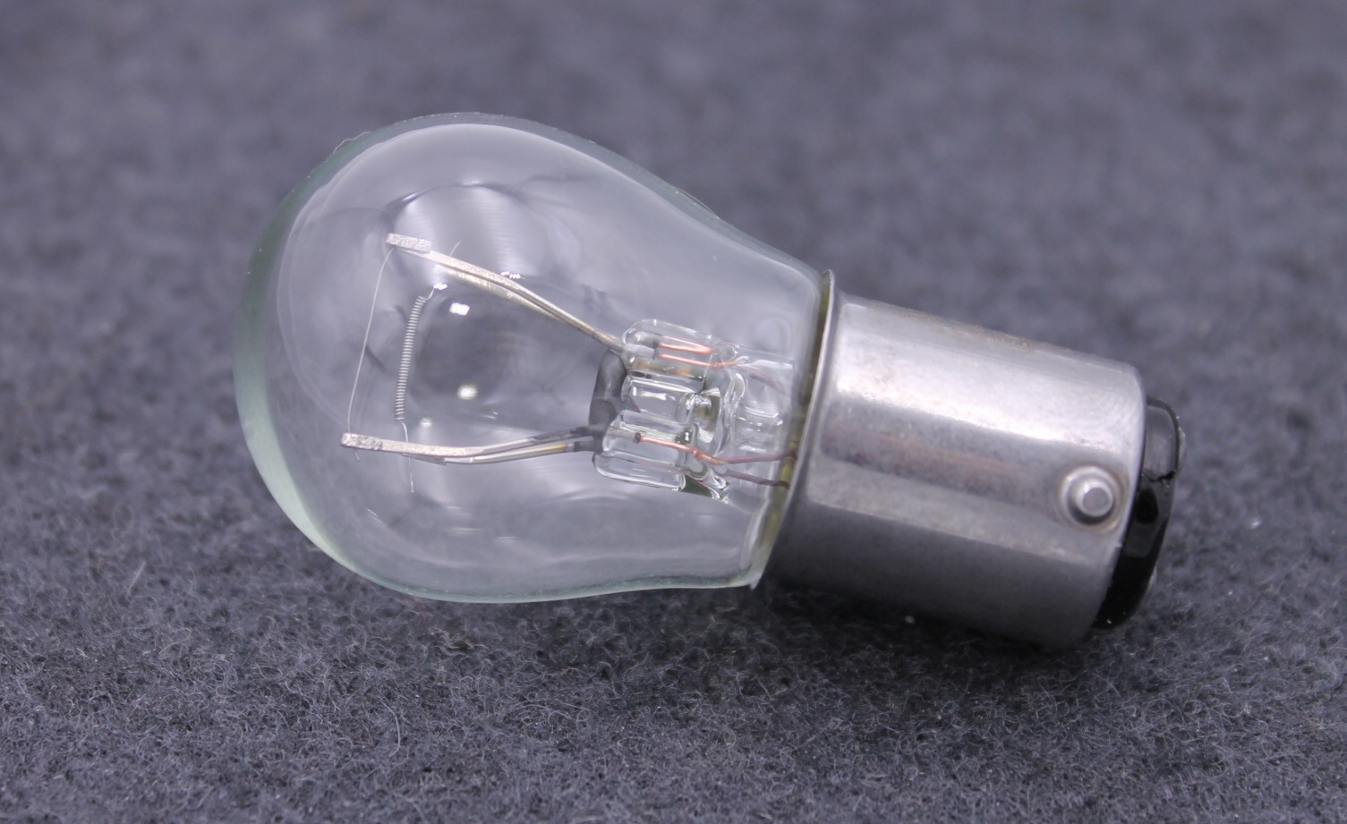 L14221 LYNXAUTO ЛАМПА ЗАДНЕГО ФОНАРЯ 2-Х НИТ. - -ХЕНДАЙ-КИА 12V/21*5W (СМ 11788)