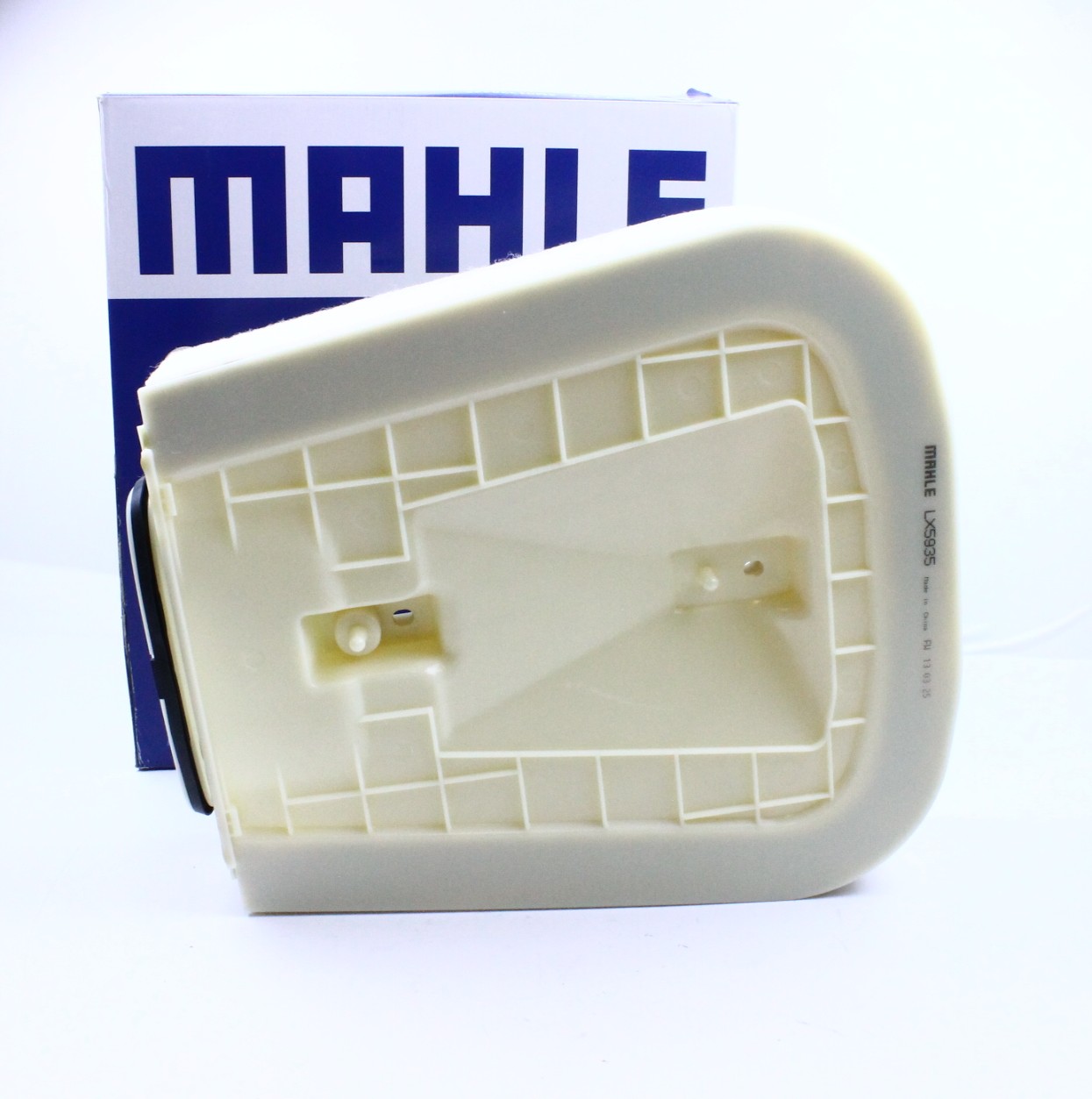 LX5935 MAHLE ФИЛЬТР ВОЗДУШНЫЙ Q7/Q8 (18->)