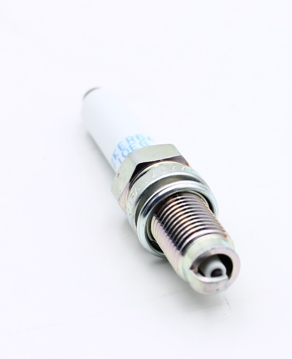 ZKER6A10EG NGK СВЕЧА ЗАЖИГАНИЯ VAG CHP